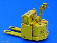 Plus model 4053 - Palet Truck Blue Giant