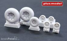 Plus model AL7070 - 1:72 PBY Privateer wheels with diamond tread