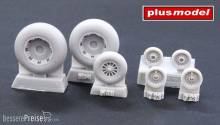 Plus model AL7071 - 1:72 PBY Privateer wheels smooth pattern