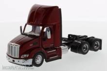 Diecast Masters 71068 - Peterbilt 579 Day Cab Tractor Zugmaschine 2-Achs - Rot