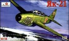 Amodel AMO7247 - 1:72 Yakovlev Yak-21 Soviet jet fighter