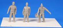 CMK 129-F72290 - Japanese Army AF Mechanics,WWII (3 fig.) in 1:72