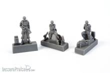 CMK 129-F72343 - Two Kneeling Soldiers and Commanding Officer,US Army Infantry Squad 2nd Division in 1:72