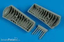 Aires 4489 - 1:48 SB2C-1C Helldiver wheel bay for Revell