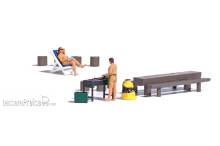 Busch 7946 - Action Set: Nacktgriller