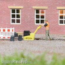 Busch 79899 - Action Set: Profi an der Rüttelplatte