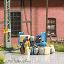 Busch 79910 - Action Set: Bahnsteigkarre beladen