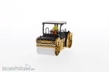Diecast Masters 85594 - Caterpillar CB-13 w. ROPS Vibrations Walze