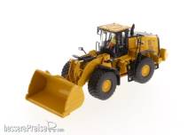 Diecast Masters 85685 - Caterpillar 982XE Radlader