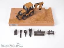 Diecast Masters 85755 - Caterpillar 420F2 IT Bagger Lader verschmutzt