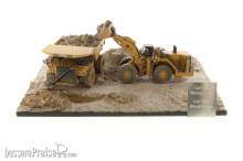 Diecast Masters 85762 - Caterpillar Cat 994K WL & Cat 797 Mining Truck Weathered Set / Diorama!