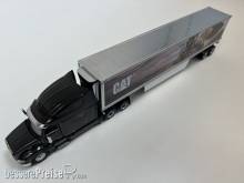 Diecast Masters 85768 - Peterbilt 579 Ultra Loft Tractor w. Cat Mural Trailer