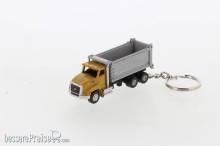 Diecast Masters 85998 - Cat Ox Dump Truck Keychain