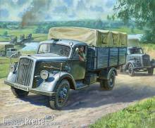 Zvezda 926126 - 1/100 deutscher 3t LKW