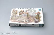 Trumpeter 00425 - German Field Howitzer Gun Crew on firing