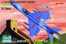 Trumpeter 01327 - 1:144 J-7 MiG China