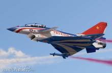 Trumpeter 01644 - 1:72 Chinese J-10S fighter