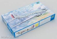Trumpeter 02829 - C-48C Skytrain Transport Aircraft