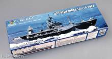 Trumpeter 05715 - 1:700 USS Blue Ridge LCC-19