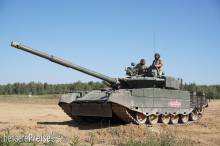 Trumpeter 09587 - 1:35 Russian T-80BVM MBT
