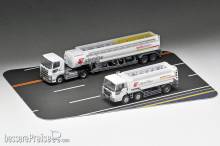 Tomytec 977791 - Truck-Collection: Tankwagen, Idemitsu, 2 Stück
