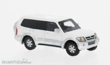 BOS BOS87497 - BoS-Models, Mitsubishi Pajero, weiss, 2003, 1:87