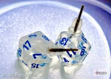 Chessex CHX54511 - Stud Earrings/Ohrstecker Borealis® Icicle Mini-Poly d20 Pair