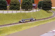 Peco DM26 - Hudson-Einzelpolsterwagen mit H-Trägerlast