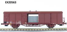 Exact-Train EX20563 - DR Hbs [2300] Mannschaftswagen mit Ofen mit Bremserbühne, 11 Sicken, Epoche IV (zu öffnende Türen)