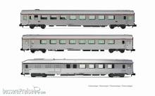 Arnold HN4501 - SNCF, 3-tlg. Set TEE-Wagen „Mistral“, Nizza - Paris, bestehend aus 1 x Arux + 1 x A8u + 1 x AD4tux, silberne Farbgebung, Ep. IV