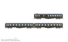 Arnold HN4514 - RENFE, 3-tlg. Set 5000-Wagen, BBD4 Gepäckwagen + BB1 2. Klasse + AAB gemischt, mit alten Faltenbälgen, grün