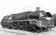 Arnold HN9078HM - DR, Dampflokomotive 02 0314-1 mit Ölfeuerung, grün mit Zierlinie auf dem Führerhaus, mit BLE-Sounddecoder