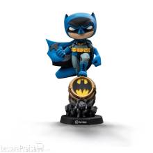 Iron Studios IS95744 - Batman Mini Co, PVC Figur Batman on Bat-Signal (Blue Variant) 19 cm