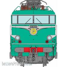 REE Modeles MB-253 - Elektrolokomotive BB 25243 ´Mistral´ ou ´Ligure´ der SNCF in grüner Lackierung mit Schürzen und Eckfenstern - Depot: Marseille, - Ep.IV - DC Analog