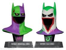 McFarlane Toys MCF17949 - Batman DC Direct Mini-Replik 1/3 2er-Pack Batman Masken Hush & Knightfall (Jokerized) (Gold Label) 18 cm