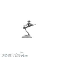 Micro Art Studio MSD02600 - Discworld Magrat on broom (1)