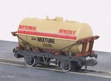 Peco NR-P162 - Nationaler Benzol-Benzinkesselwagen