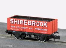 Peco NR-P413 - Shirebrook Coal 7 Plank Wagon