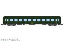 REE Modeles NW-212 - UIC SLEEPING CAR, High roof Green 301, Yellow framed logo Era IV