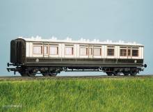 Peco PC730 - LMS 50ft Arc Roof Corridor Coach Kit