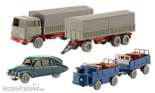 Brekina PMS_243851 - Set Wiking-Verkehrs-Modelle 95, Elektrokarre mit Anhänger, 2x Koffer-Set, MB 1620 Stahlpritschen-Hängerzug und Tatra 603