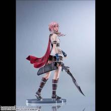 Square-Enix SQEXFF13ZZZ55 - Final Fantasy XIII PVC Statue Lightning 27 cm