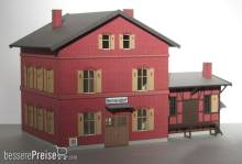 Modellbau Laffont T5711 - Bahnhofsgebäude mit Güterschuppen mit Ziegelfassade