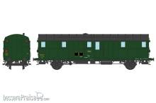 REE Modeles VB-313 - OCEM 32 Luggage Van, black roof, green ends, 3 headligths East SNCF N°19787 Ep.IIIB