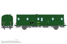 REE Modeles VB-332 - OCEM 32 Luggage Van, 301 green, 2 Alu made lanterns, 1500V cable South-West SNCF Ep.IV