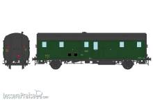 REE Modeles VB-336 - DEV 52 Luggage Van 306 green, black roof, ancient lantern, 3 headlights, South-East SNCF Ep.III