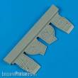Quickboost QB72 354 - SB2C Helldiver undercarriage covers
