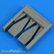Quickboost QB49 172 - Sepecat Jaguar GR.1/GR.1a bases for chaff and flare dispensers