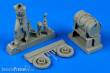 Aerobonus 480.112 - 1:48 U.S.Army aircraft mechanic WWII w.fuel c