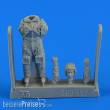 Aerobonus 480.157 - 1:48 Soviet Woman Pilot WWII with parachute